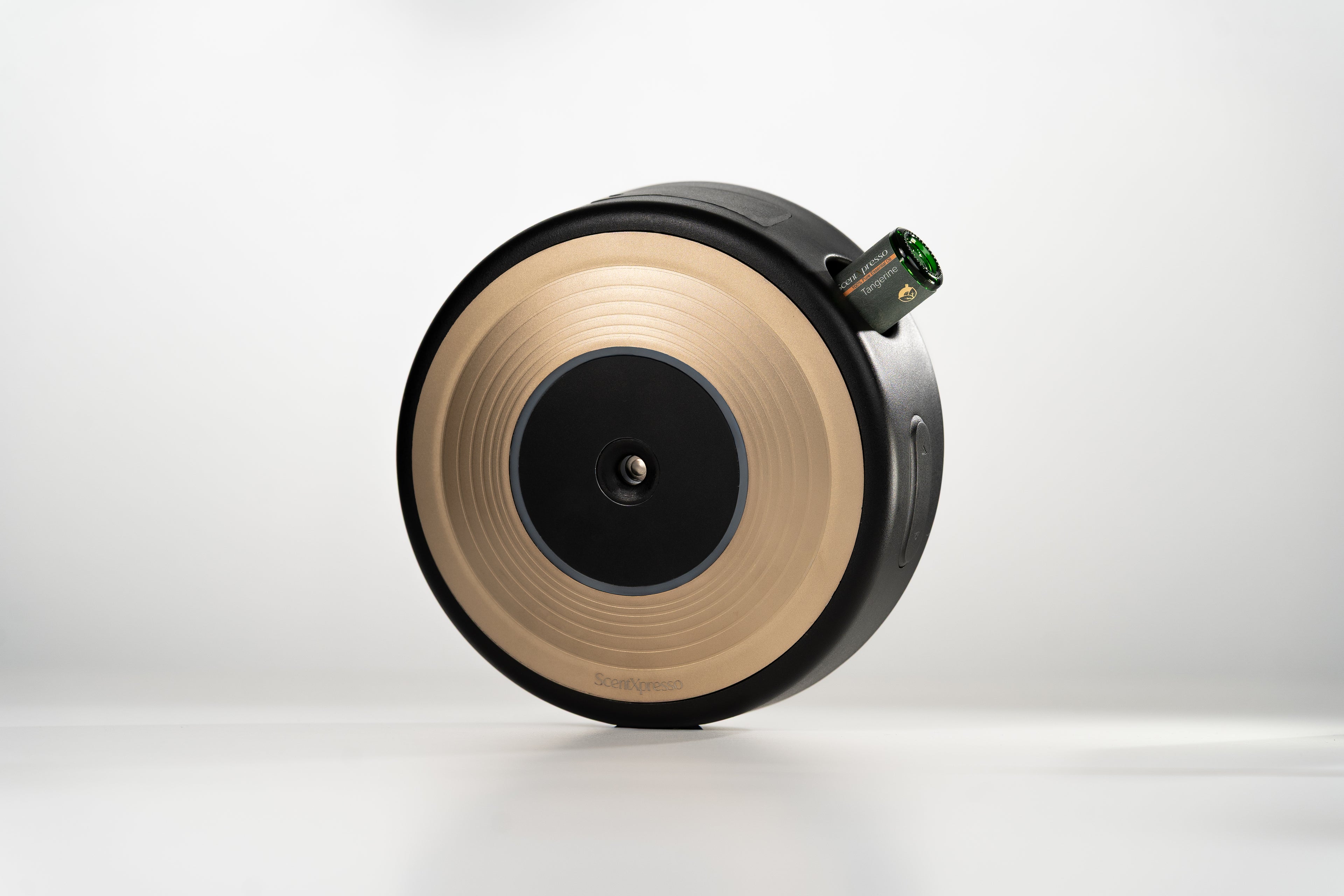 Image of ScentXpresso smart shower diffuser